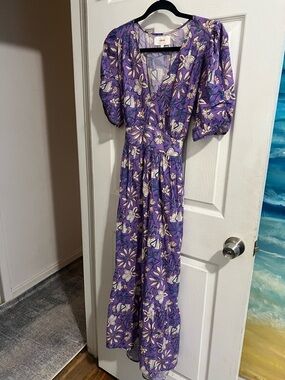 XiRENA Purple Floral Maxi Dress with Puff Sleeves